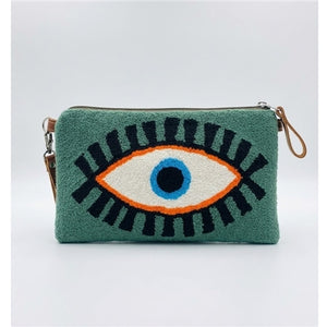 Large Eye Clutch
