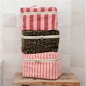 Oona Vanity Case