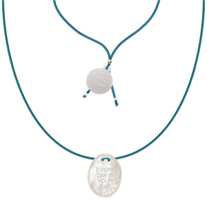 Fildisi Necklace "Everyday Is Your Day"